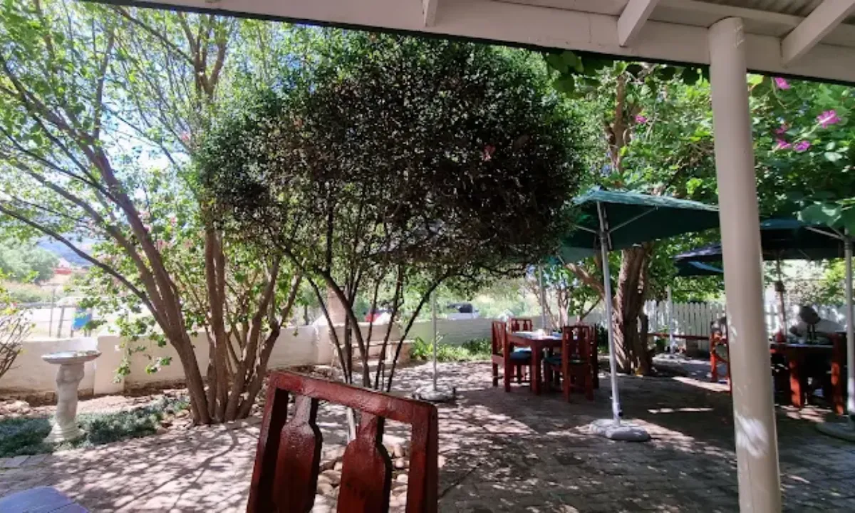 Ray's Coffee Shop